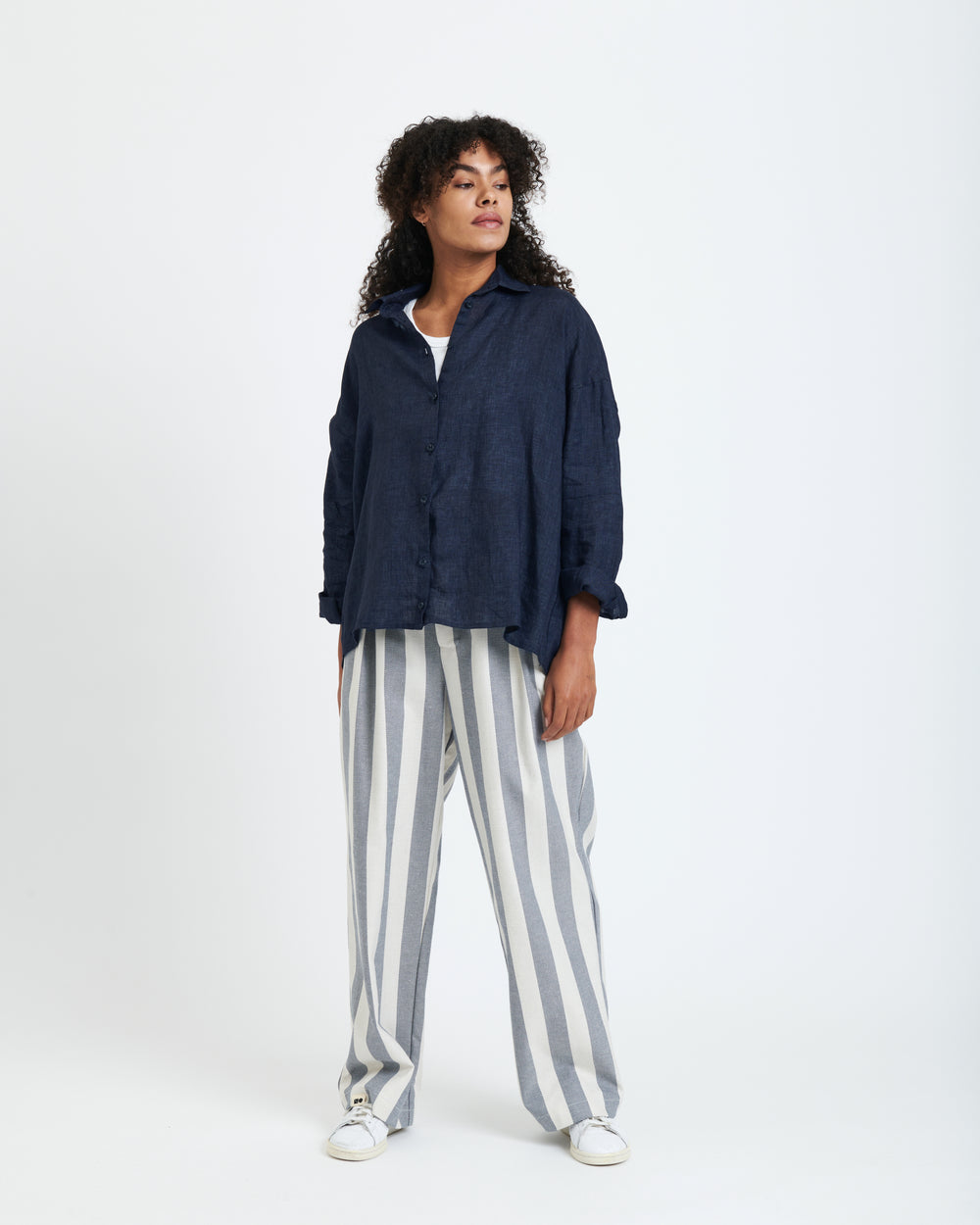 New Optimist womenswear Glicine | Relaxed linnen shirt Blouse