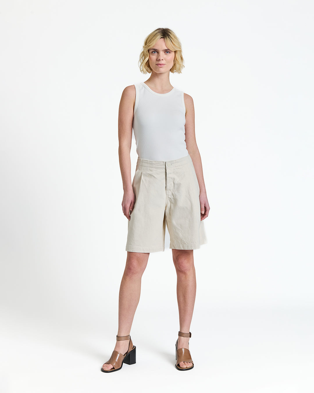 New Optimist womenswear Maas | Pleated bermuda Shorts