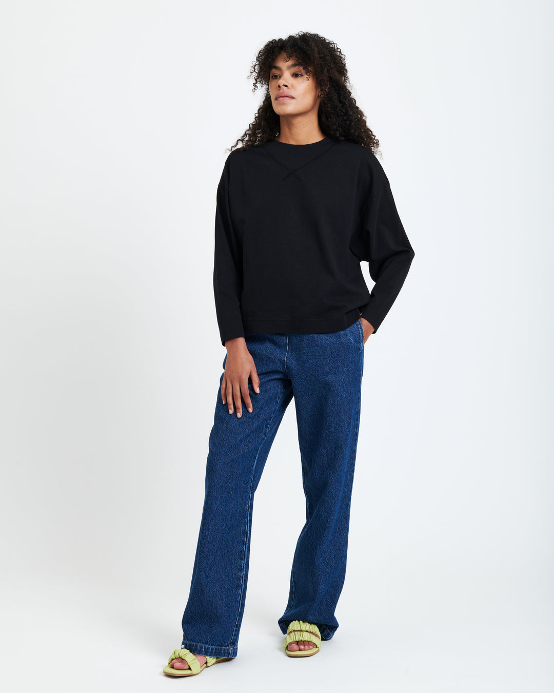 New Optimist womenswear Respiro | Coverstitch detail longsleeve Crewneck